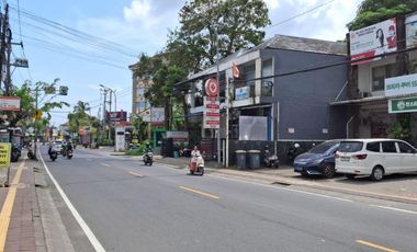 Ruko Bagus Berdiri di Pinggir Jalan Utama Disewakan, di Uluwatu Area