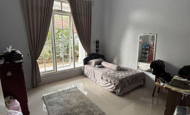 BU,Di Jual Rumah Mewah Siap Huni Tengah Kota Blitar bisa Buat Kafe,Hunian,villa