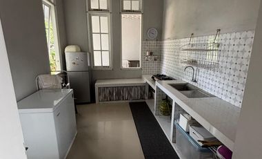 BU,Di Jual Rumah Mewah Siap Huni Tengah Kota Blitar bisa Buat Kafe,Hunian,villa