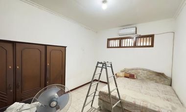 DIJUAL RUMAH DI KEMLAYAN SERENGAN SURAKARTA