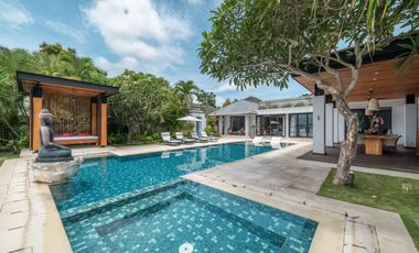 High-End Villa with Sea View, Pool & Jacuzzi – Move-In Ready