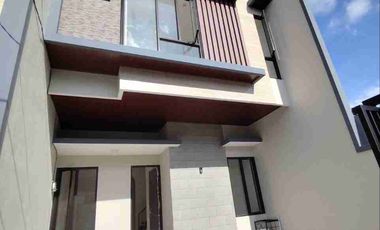 Rumah Baru 2 Lantai Wisma Mukti Surabaya Timur | Dekat MERR & Galaxy Mall