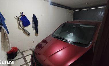 Rumah SHM 3 lantai murah nyaman di Komplek Pilarmas, Jl Leuwigajah , Cimahi