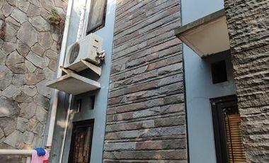 Rumah SHM 3 lantai murah nyaman di Komplek Pilarmas, Jl Leuwigajah , Cimahi