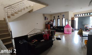 Rumah SHM 3 lantai murah nyaman di Komplek Pilarmas, Jl Leuwigajah , Cimahi