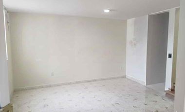 Casa sola remodelada en zona norte