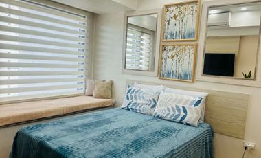 Large 1BR with Balcony with Sea view in Mandani Bay Cebu. Interior Design & MoveIn Ready.