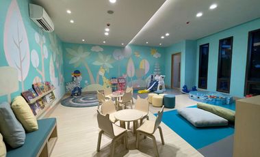 Large 1BR with Balcony with Sea view in Mandani Bay Cebu. Interior Design & MoveIn Ready.