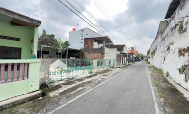 DIJUAL RUMAH PAJANG LAWEYAN SURAKARTA