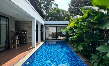 DIJUAL RUMAH CANTIK & NYAMAN DI KAWASAN FAVORIT KEMANG