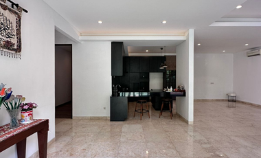 DIJUAL RUMAH CANTIK & NYAMAN DI KAWASAN FAVORIT KEMANG