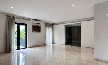 DIJUAL RUMAH CANTIK & NYAMAN DI KAWASAN FAVORIT KEMANG