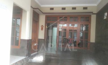 RUMAH TINGGAL DI PUSAT KOTA BANDUNG DEKAT DENGAN FASILITAS UMUM