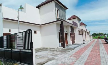 rumah pesan bangun harga temurah di soloraya lokasi strategis belakang luwes kartasura bisa kpr DP 0% Bisa Nego sampai jadi