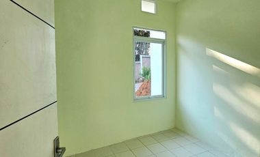 Dijual Rumah murah berkualitas lokasi dekat dengan pabrik Kahatex Cicalengka hanya dengan 1 juta bisa langsung akad