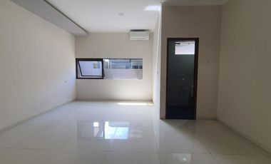 CEPATTT RUMAH BARU MINIMALIS MODERN 2 LANTAI SIAP HUNI DI TAMAN HOLIS INDAH 1 THI1 BANDUNG