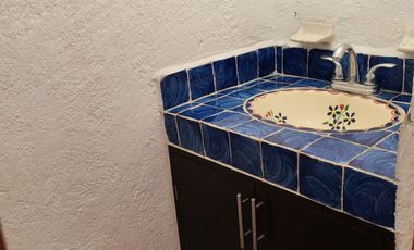 Casa en condominio con alberca y vigilancia cerca de Burgos