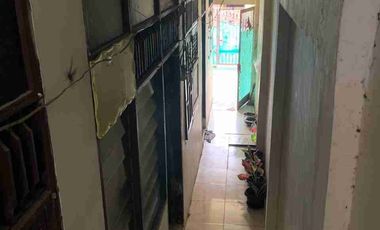 Di Jual rumah 1,5 lantai 3 kamar tidur di aren jaya Bekasi Timur