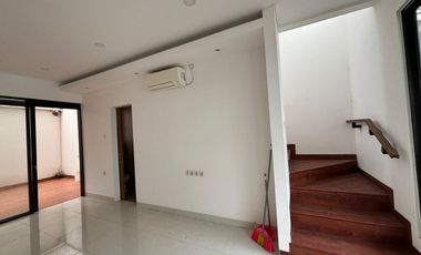 DIJUAL RUMAH BARU FLORISTA GARDEN KM 7 PALEMBANG