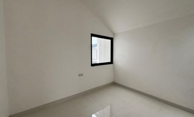 DIJUAL RUMAH BARU FLORISTA GARDEN KM 7 PALEMBANG