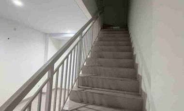 Di Jual / di sewakan ruko  bagus  2 lantai di Anggrek Loka BSD