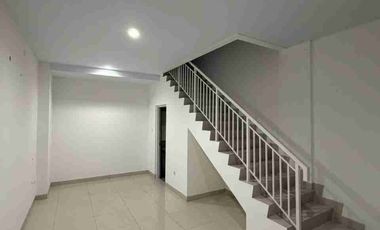 Di Jual / di sewakan ruko  bagus  2 lantai di Anggrek Loka BSD