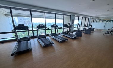 Admiral Baysuites East Wing Roxas Blvd.