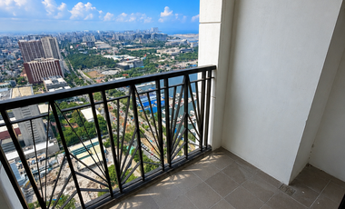 Admiral Baysuites East Wing Roxas Blvd.
