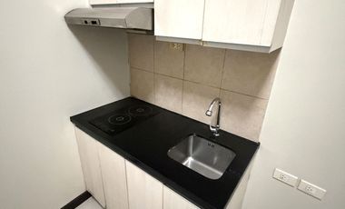 Admiral Baysuites East Wing Roxas Blvd.