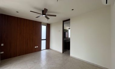 Penthouse de 3 recámaras, sin muebles, con paneles solares, dentro de periférico.