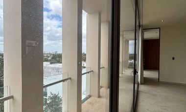 Penthouse de 3 recámaras, sin muebles, con paneles solares, dentro de periférico.