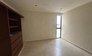 Penthouse de 3 recámaras, sin muebles, con paneles solares, dentro de periférico.