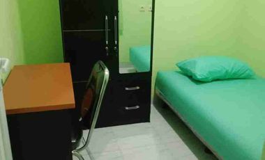 DIJUAL CEPAT RUMAH KOST 65 KAMAR 3 LANTAI DI JL INDUSTRI JAKARTA PUSAT
LOKASI SANGAT STRATEGIS
BEBAS BANJIR HEND