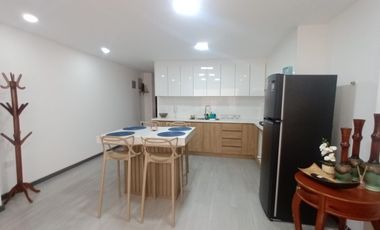 Departamento furnished aparment for rent amoblado en renta alquiler arriendo Cuenca Sector puertas del sol