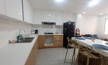 Departamento furnished aparment for rent amoblado en renta alquiler arriendo Cuenca Sector puertas del sol