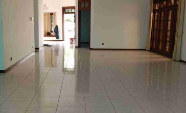 Disewakan rumah luas di sunter, jakarta utara