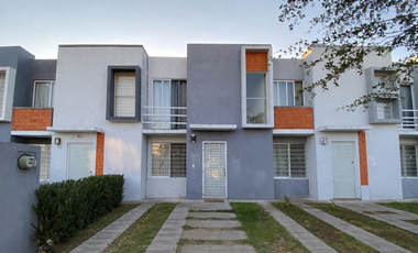 CASA EN VENTA EN PASEO DE LOS PARQUES – TLAQUEPAQUE