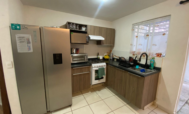 CASA EN VENTA EN PASEO DE LOS PARQUES – TLAQUEPAQUE