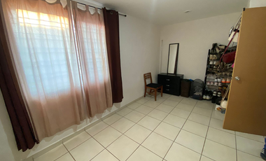 CASA EN VENTA EN PASEO DE LOS PARQUES – TLAQUEPAQUE