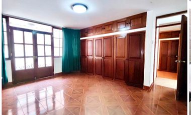 SOLÍS ALQUILA CASA FAMILIAR EN BAÑOS DEL INCA, CAJAMARCA.