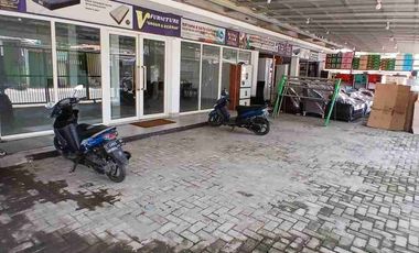 Disewakan ruko gandeng komersil strategis sudah pintu kaca kosambi