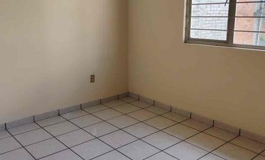 CASA EN RENTA EL LA HUERTA