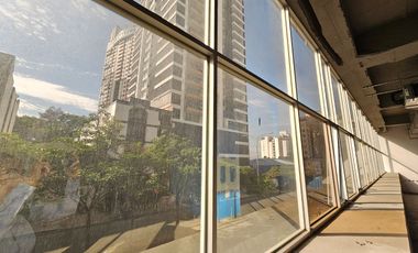 ARRIENDO LOCAL COMERCIAL, MEJORAS PUBLICAS