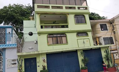Venta de Casa en Av Comercial de Bellavista en Guayaquil 400 m² de Construccion