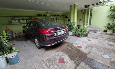 Venta de Casa en Av Comercial de Bellavista en Guayaquil 400 m² de Construccion