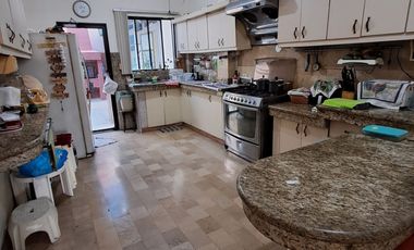 Venta de Casa en Av Comercial de Bellavista en Guayaquil 400 m² de Construccion