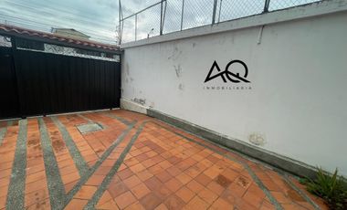 Casa en venta en Loja sector El Electricista Etapa I