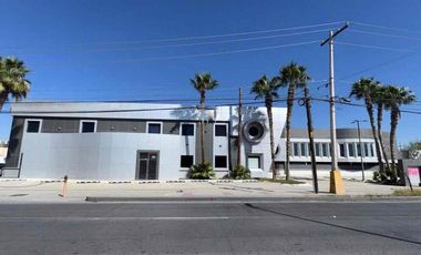 SE RENTA EDIFICIO COMERCIAL Maquinados o INDUSTRIAL