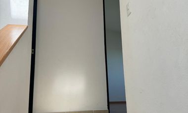 ATRACTIVA CASA RESIDENCIAL EN VENTA # 7, DENTRO DE UN FRACCIONAMIENTO PRIVADO.