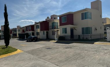 ATRACTIVA CASA RESIDENCIAL EN VENTA # 7, DENTRO DE UN FRACCIONAMIENTO PRIVADO.